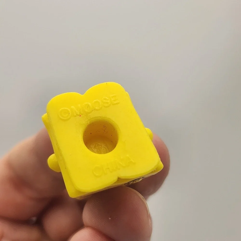 Shopkins Chee Zee Yellow Cheese Wedge Snap Charm Moose Figure Mini Toy Season 1